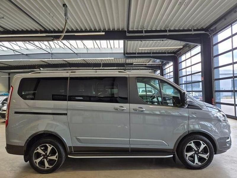 Gebraucht Ford Tourneo Custom Active 140 PS (102 kW) 2022 Andere Van