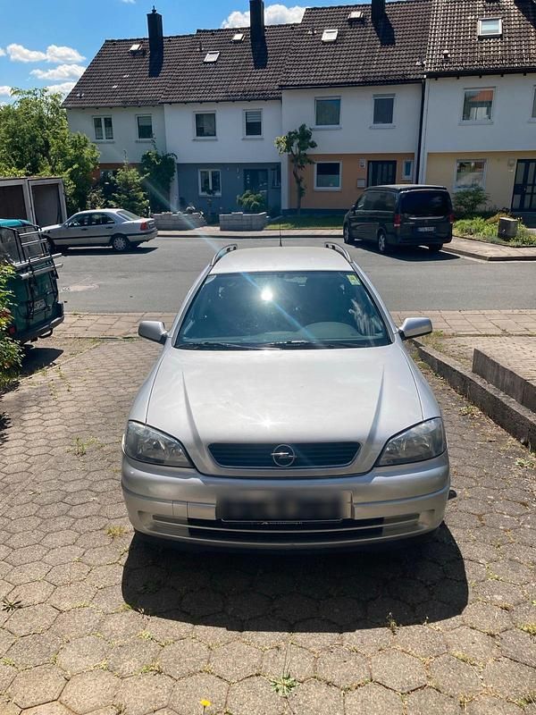 Silber Gebraucht 2002 Opel Astra Kombi | 1.500 € (Fairer Preis) - Bild 1/4