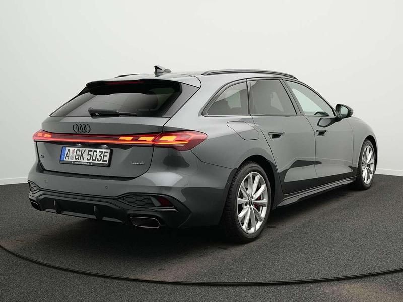 Neu Audi A5 S-Line 367 PS (269 kW) 2026 Daytonagrau perleffekt Kombi