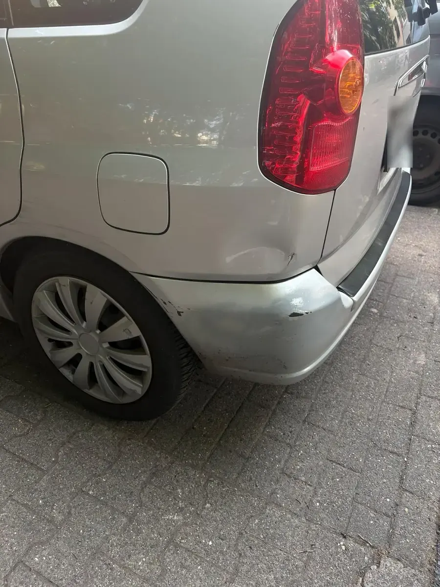 Gebraucht Mitsubishi Space Star 93 PS (68 kW) 2003 Grau Van / Kleinbus