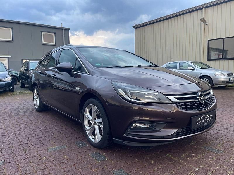 Gebraucht Opel Astra Dynamic 160 PS (117 kW) 2016 Braun Kombi