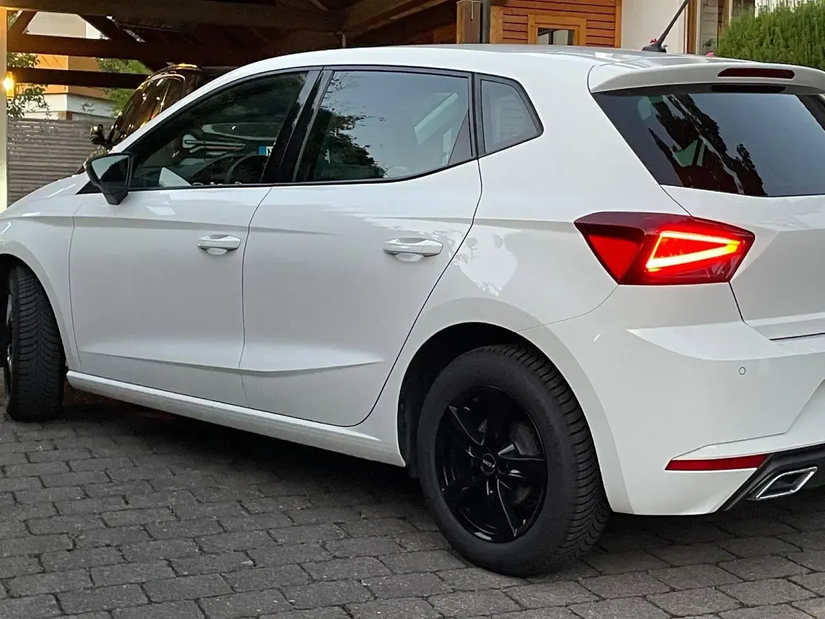 Gebraucht Seat Ibiza FR 95 PS (69 kW) 2019 Weiß Kleinwagen