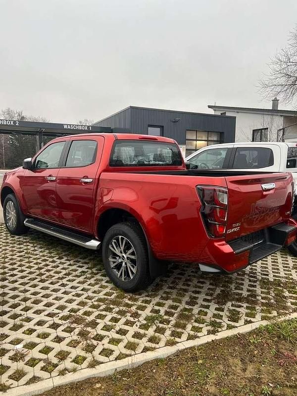 Nouvelle Isuzu D-Max 163 ch (119 kW) 2025 Orange SUV
