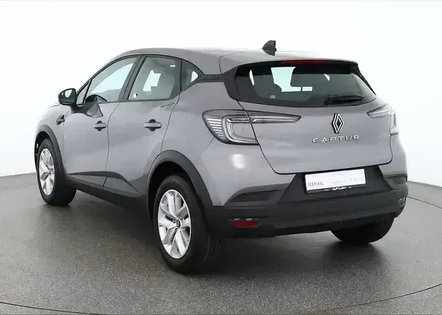 Neu Renault Captur 91 PS (66 kW) 2026 Grau SUV