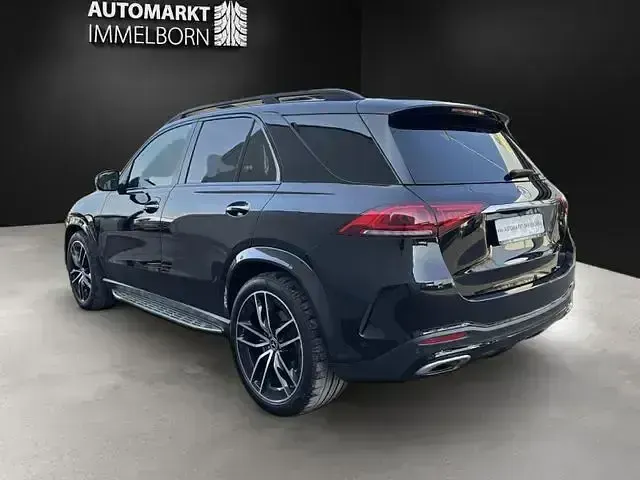 Gebraucht Mercedes GLE580 511 PS (375 kW) 2021 Schwarz obsidianschwarz  metalliclack metallic SUV