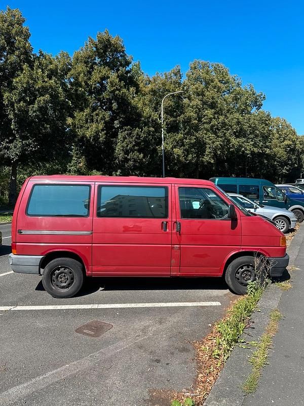 Rot Gebraucht 1995 VW T4 Van | 6.000 € - Bild 1/4