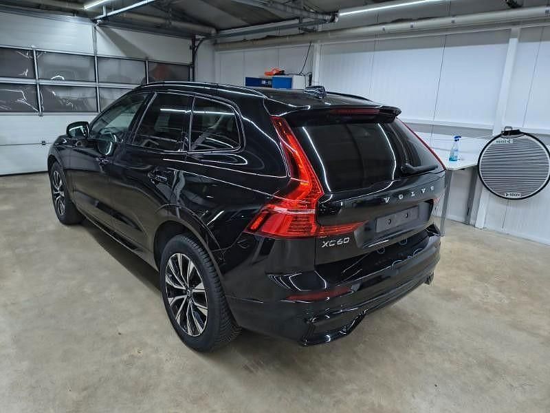 Gebraucht Volvo XC60 Plus 197 PS (144 kW) 2024 Schwarz SUV