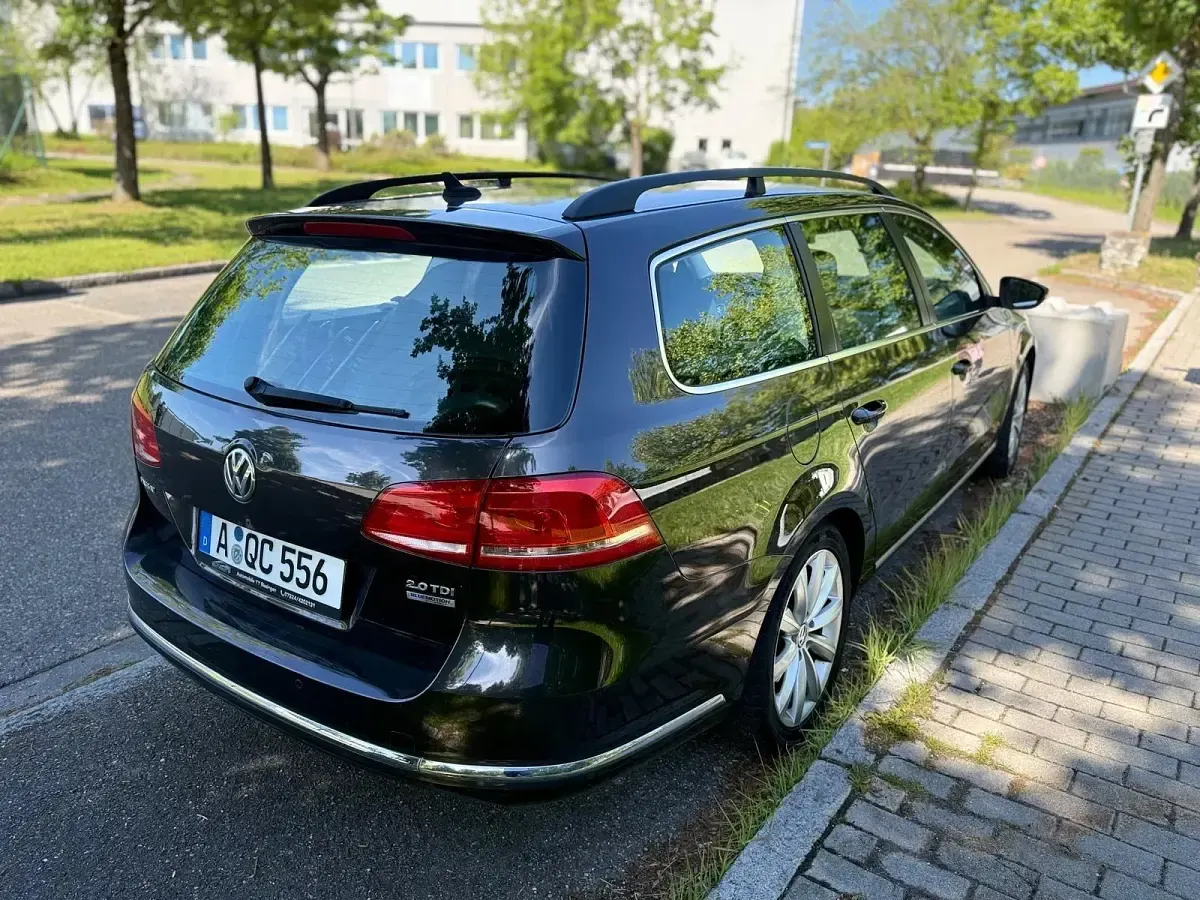 Gebraucht VW Passat 140 PS (102 kW) 2011 Braun Kombi