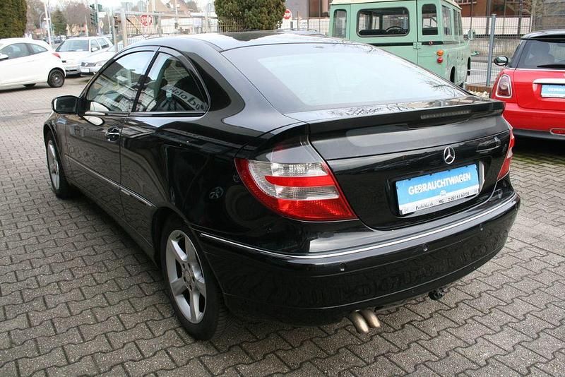 Gebraucht Mercedes C220 150 PS (110 kW) 2007 Schwarz