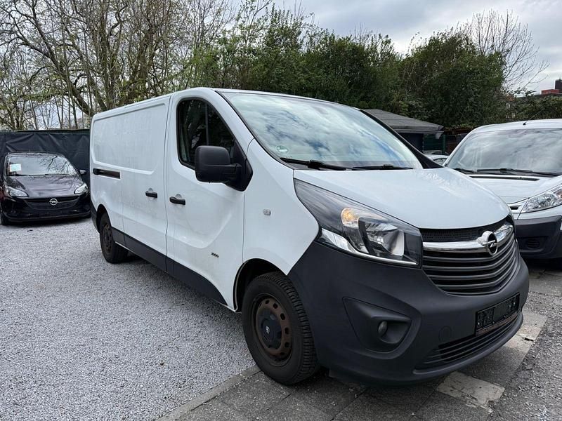 Gebraucht Opel Vivaro 120 PS (88 kW) 2014 Weiß Van / Kleinbus