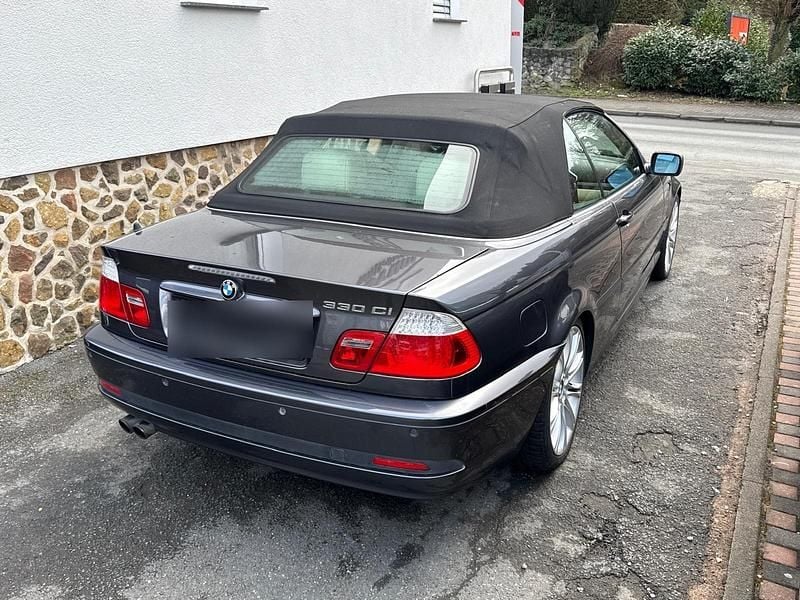Gebraucht BMW 330 Cabriolet 231 PS (169 kW) 2005 Grau Cabrio
