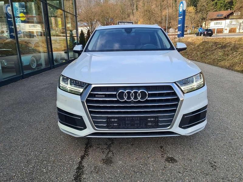 Gebraucht Audi Q7 272 PS (200 kW) 2018 Gletscherweiß metallic SUV