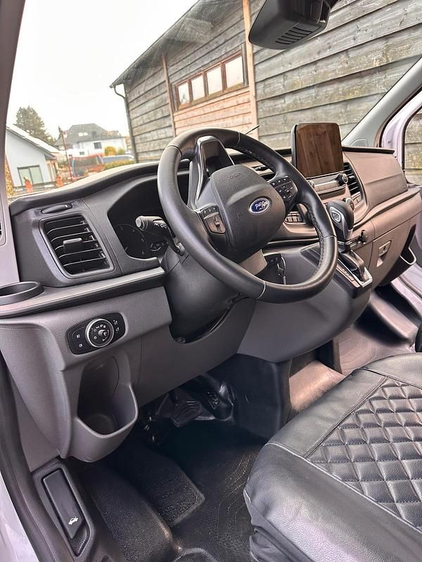 Gebraucht Ford Transit Custom 130 PS (95 kW) 2023 Weiß Limousine