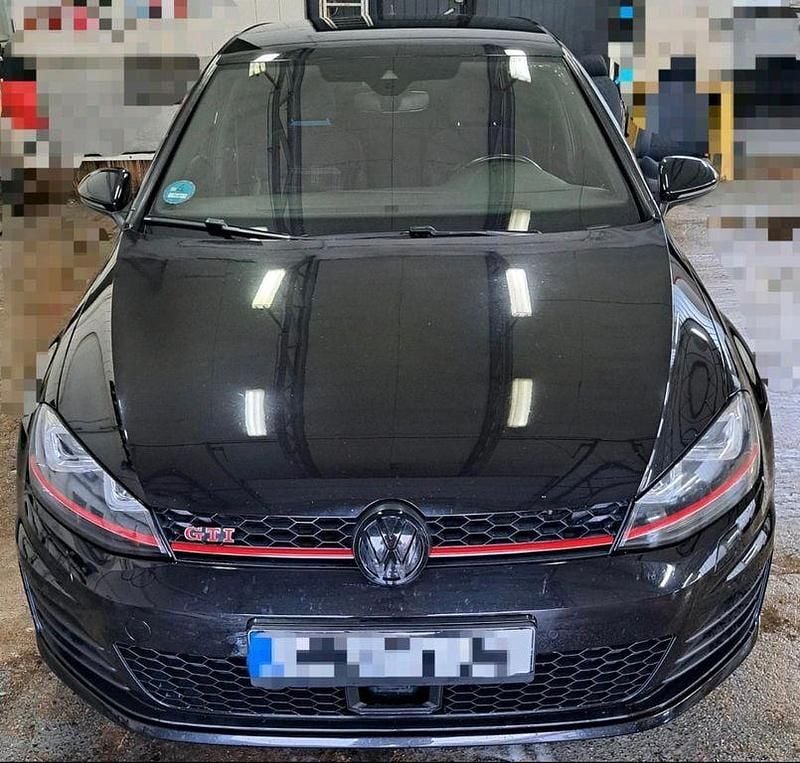 Gebraucht VW Golf VII GTI 220 PS (161 kW) 2016 Schwarz Limousine