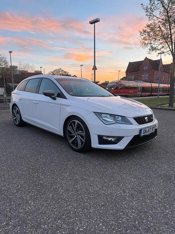 Gebraucht Seat Leon FR 150 PS (110 kW) 2014 Weiß Kombi