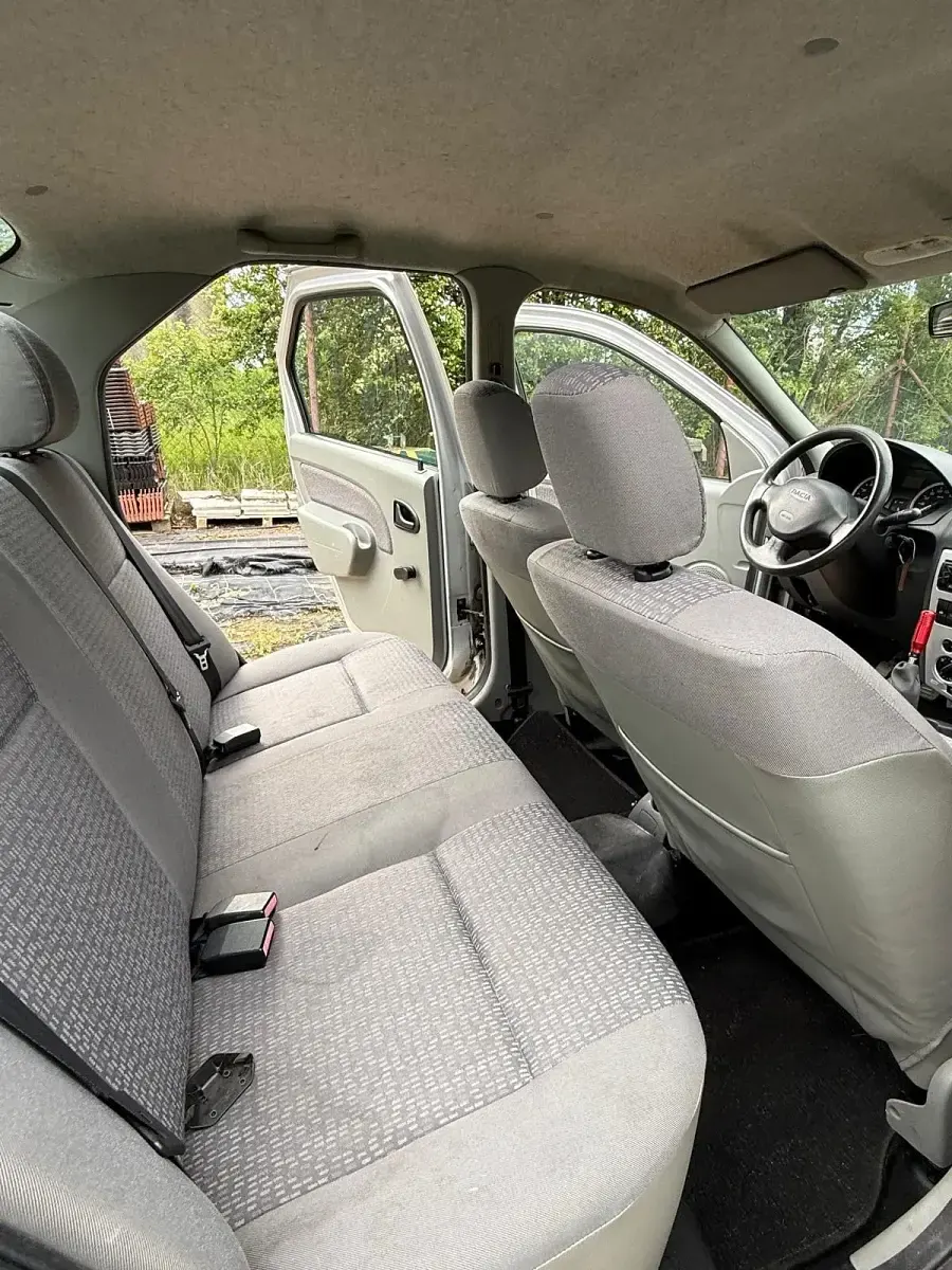 Gebraucht Dacia Logan 75 PS (55 kW) 2007 Grau Kleinwagen