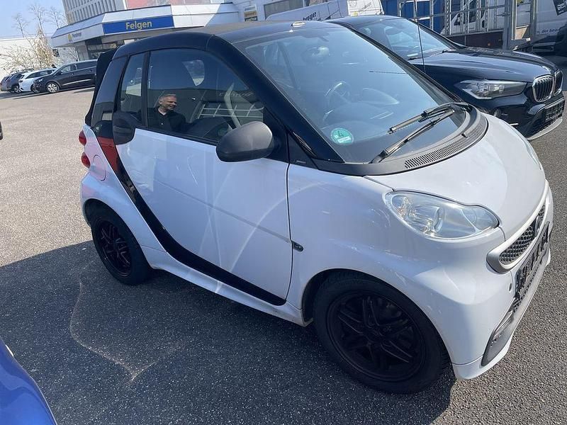 Gebraucht Smart ForTwo Cabrio 71 PS (52 kW) 2014 Weiß Cabrio