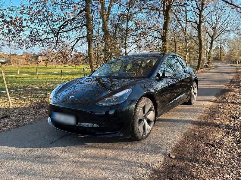 Gebraucht Tesla Model 3 Standard Range 264 kW (360 PS) 2022 Schwarz Limousine