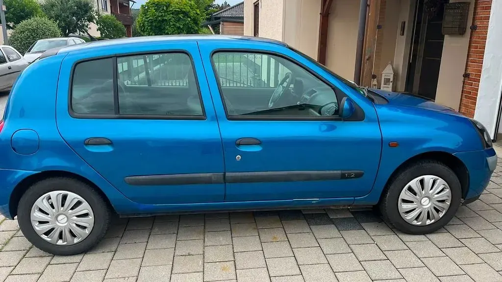 Gebraucht Renault Clio Expression 58 PS (42 kW) 2001 Blau Limousine