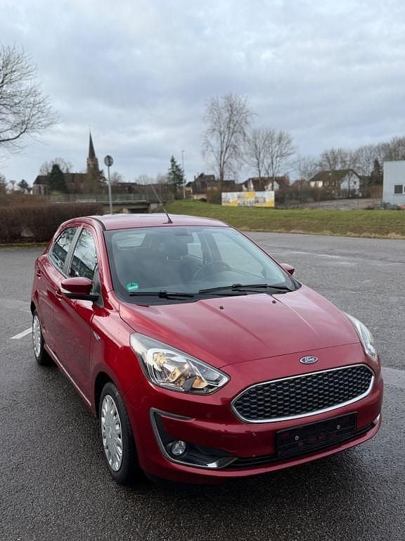 Gebraucht Ford Ka Cool & Connect 86 PS (63 kW) 2019 Rot Limousine