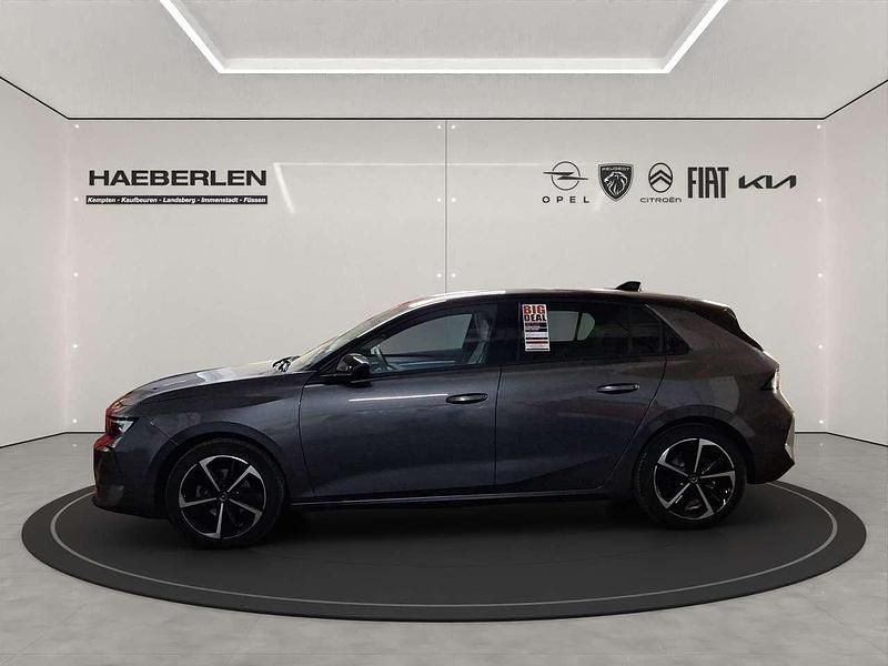 Gebraucht Opel Astra Elegance 110 PS (80 kW) 2023 Vulkan (metallic) Limousine