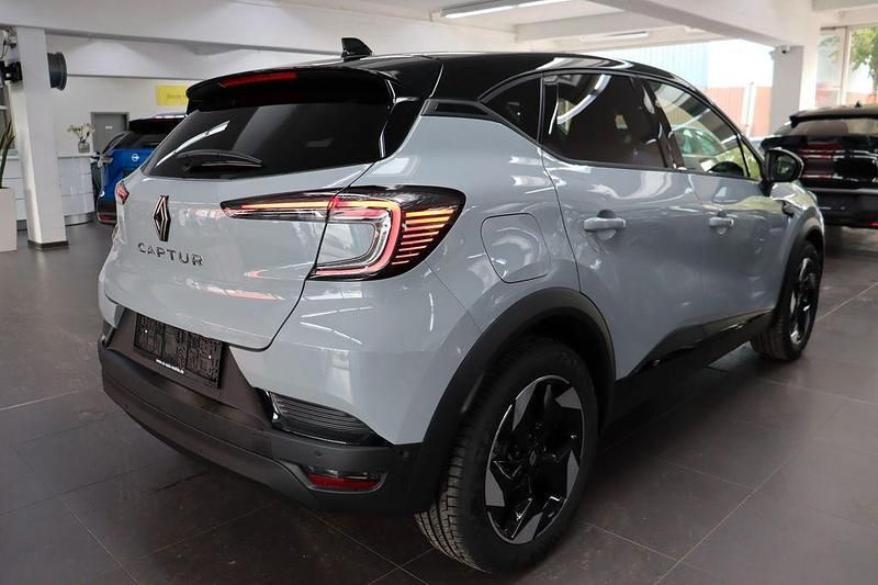 Neu Renault Captur Techno 155 PS (114 kW) 2025 Grau SUV