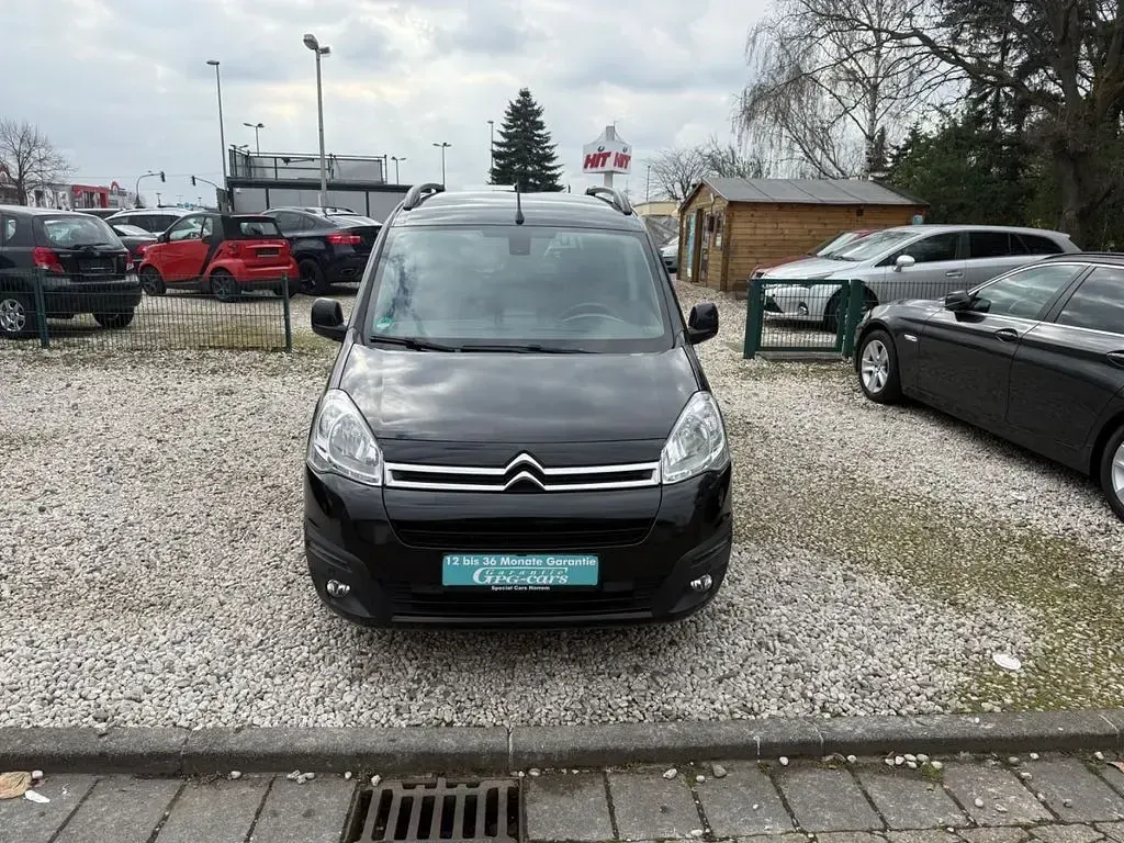 Gebraucht Citroën Berlingo Shine 99 PS (72 kW) 2018 Schwarz Van / Kleinbus