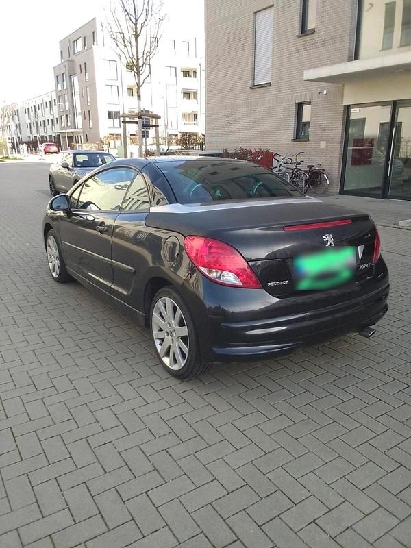 Gebraucht Peugeot 207 CC 130 PS (95 kW) 2009 Schwarz Cabrio