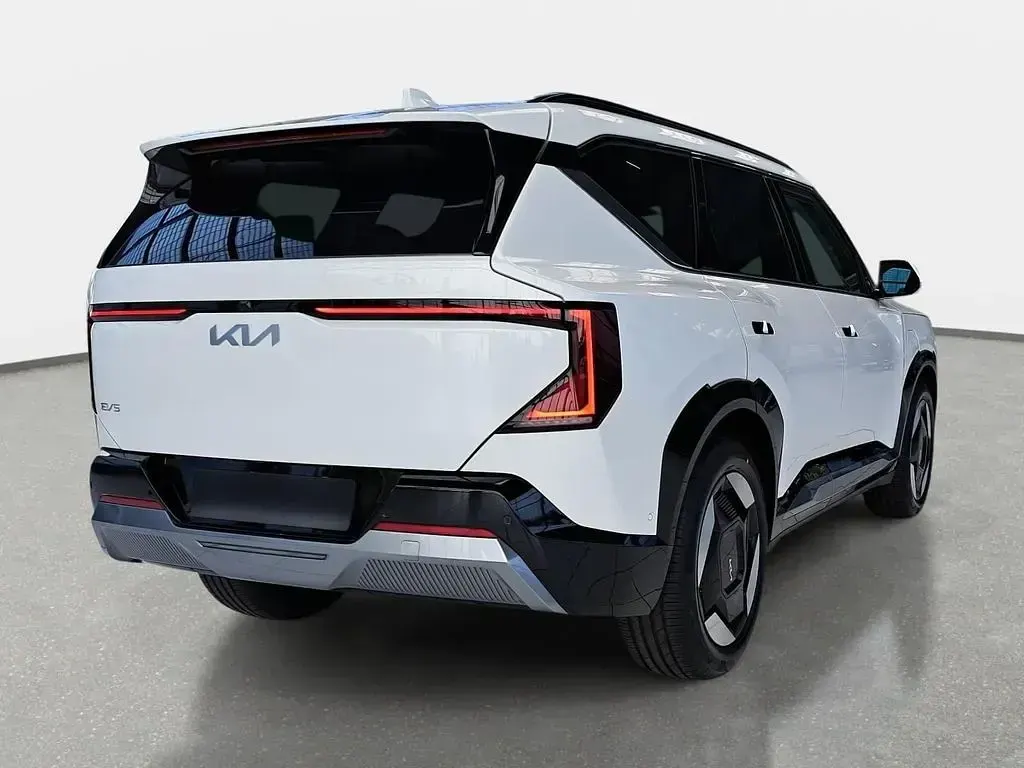 Neu Kia EV5 Earth 160 kW (218 PS) 2026 Weiß SUV
