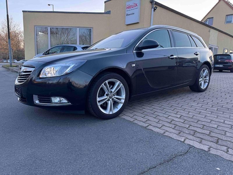 Gebraucht Opel Insignia 194 PS (142 kW) 2013 Schwarz Kombi