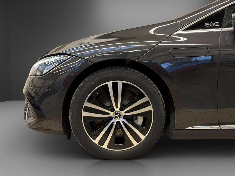 Gebraucht Mercedes EQE300 Electric Art 180 kW (245 PS) 2025 Grau Limousine