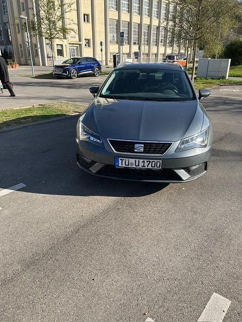 Grau Gebraucht 2018 Seat Leon ST Style Kombi | 7.200 € (Fairer Preis) - Bild 1/4