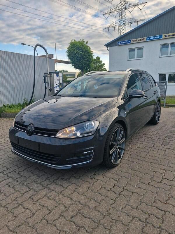 Grau Gebraucht 2015 VW Golf VII Kombi | 10.500 € (Guter Preis) - Bild 1/4