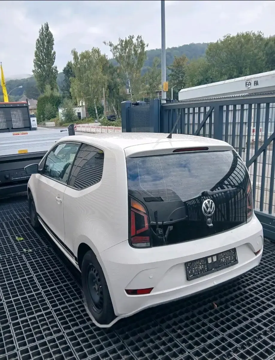 Gebraucht VW up! Move 68 PS (50 kW) 2020 Weiß Kleinwagen