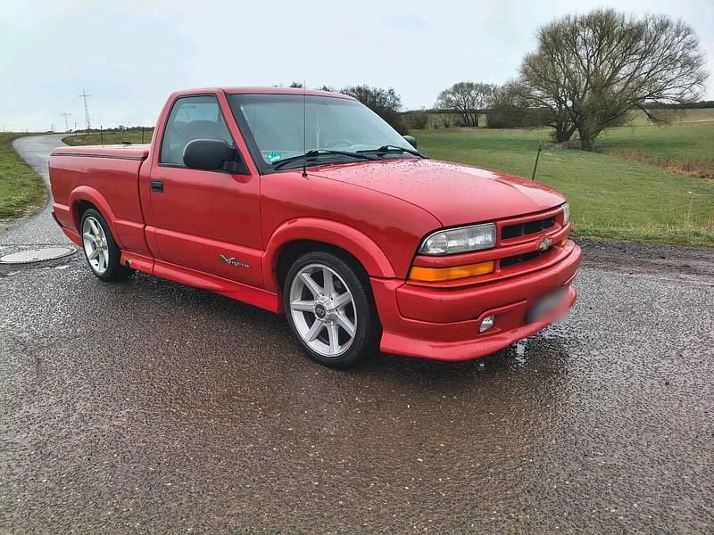 Gebraucht Chevrolet S10 122 PS (89 kW) 1999 Rot Pickup