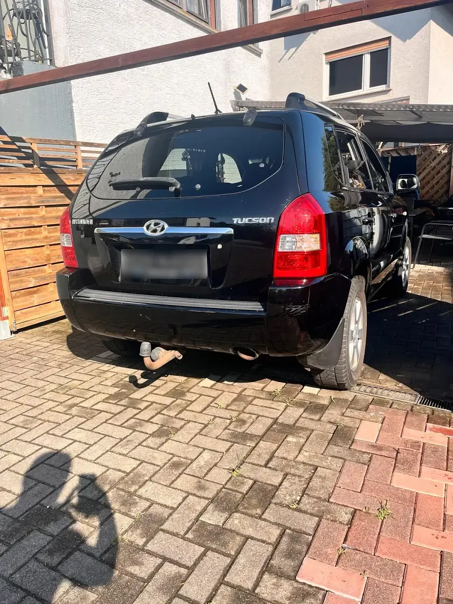Gebraucht Hyundai Tucson 140 PS (102 kW) 2008 Schwarz SUV