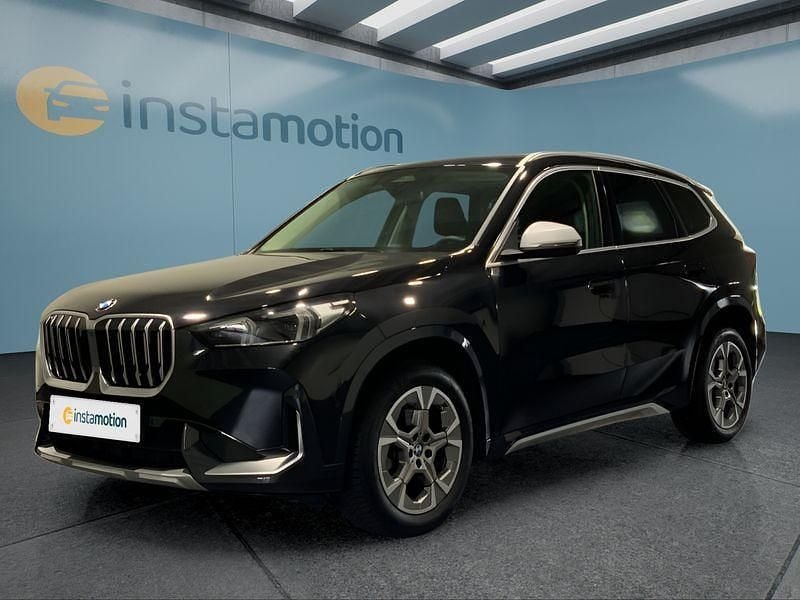 Schwarz Gebraucht 2023 BMW X1 SUV | 43.699 € (Teuer) - Bild 1/4