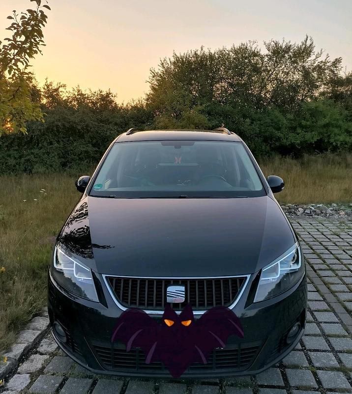 Schwarz Gebraucht 2015 Seat Alhambra Van / Kleinbus | 10.000 € (Guter Preis) - Bild 1/4