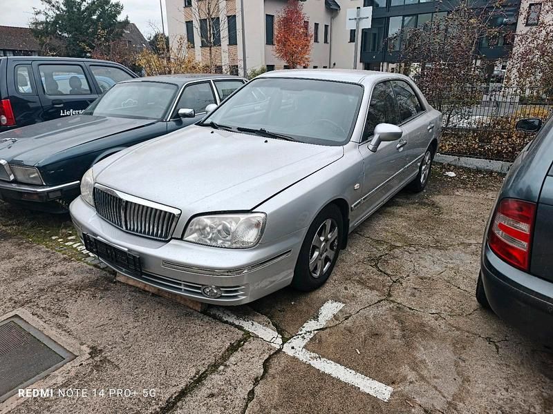 Silber Gebraucht 2005 Hyundai XG Limousine | 300 € - Bild 1/4