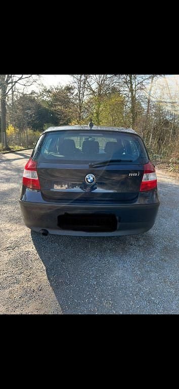 Gebraucht BMW 118 129 PS (94 kW) 2006 Blau Kleinwagen