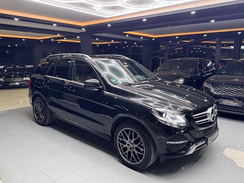 Gebraucht Mercedes GLE350 258 PS (189 kW) 2016 Schwarz SUV