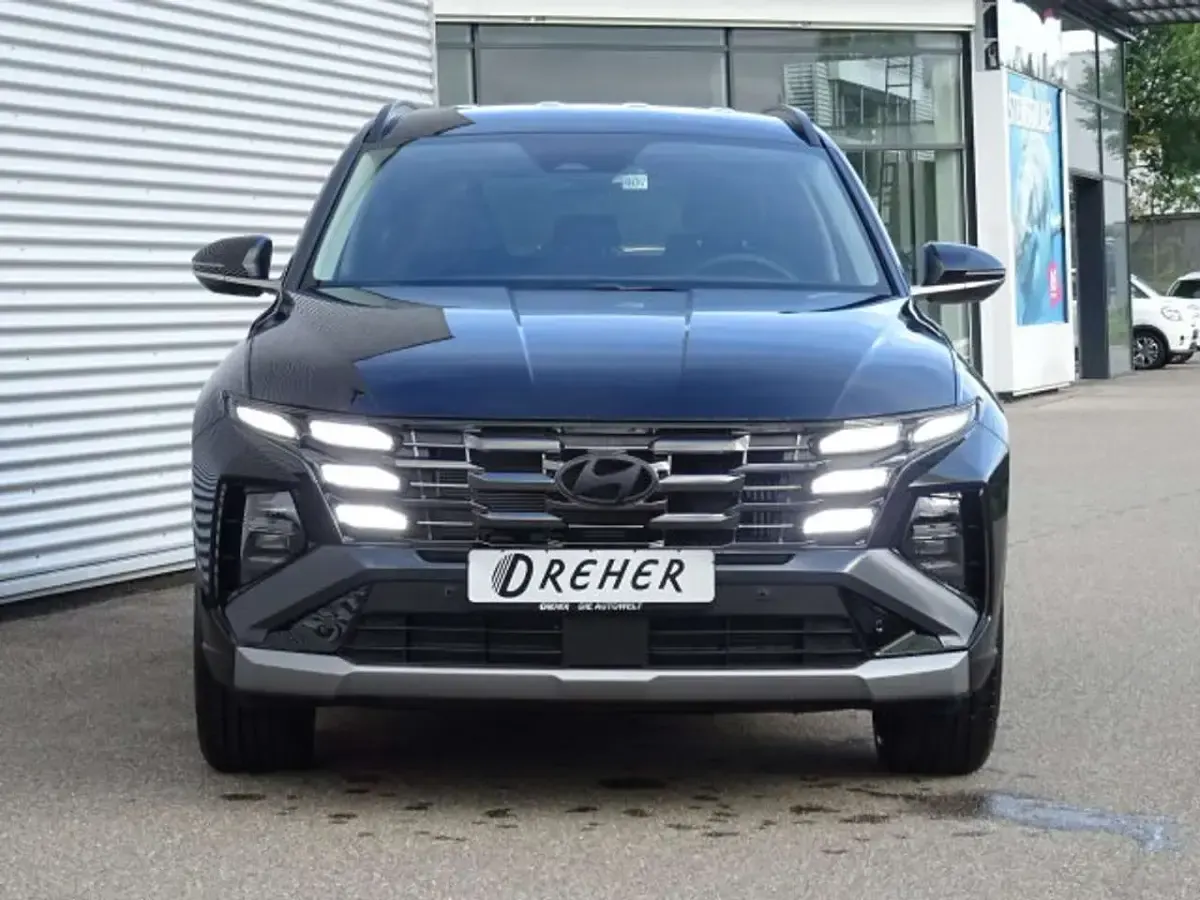 Gebraucht Hyundai Tucson Trend 215 PS (158 kW) 2025 Abyss black SUV