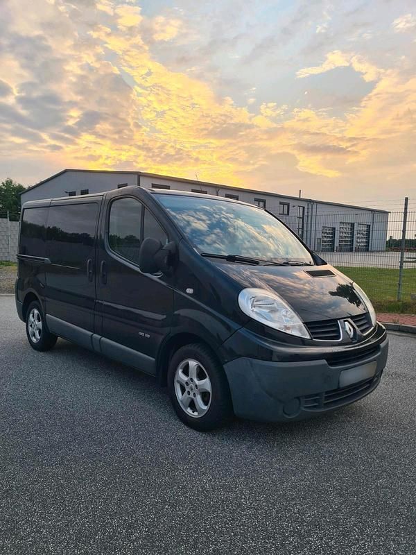Schwarz Gebraucht 2008 Renault Trafic Van | 4.499 € - Bild 1/4
