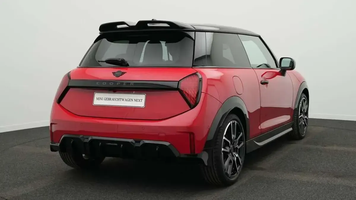 Usata Mini John Cooper Works 156 CV (114 kW) 2025 Rosso Utilitaria