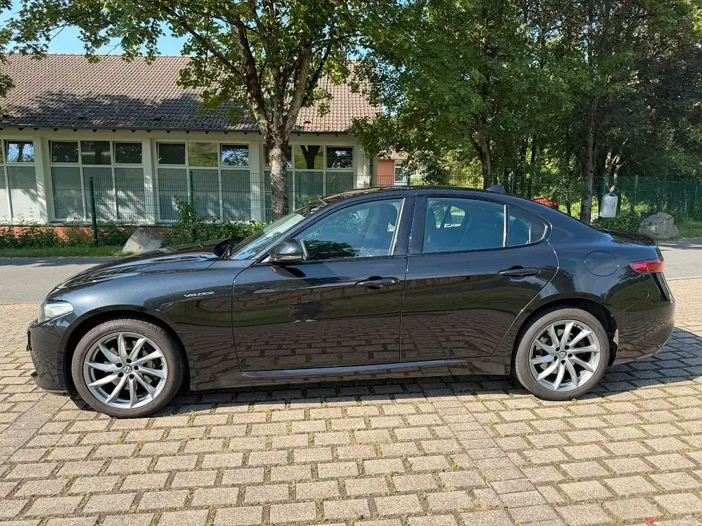 Gebraucht Alfa Romeo Giulia Veloce 280 PS (205 kW) 2019 Schwarz Limousine