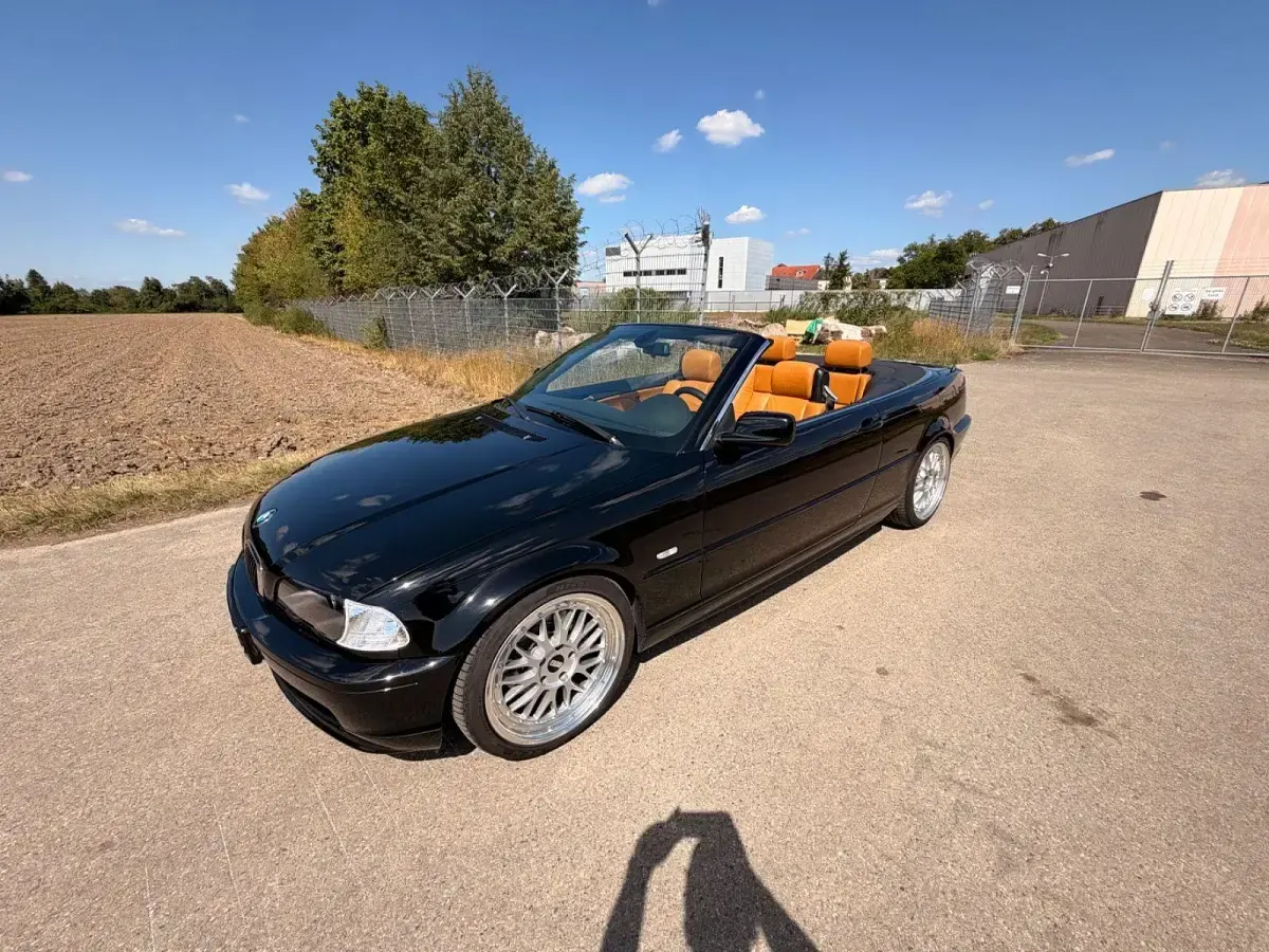 Gebraucht BMW 320 Cabriolet Performance 170 PS (125 kW) 2002 Schwarz Cabrio