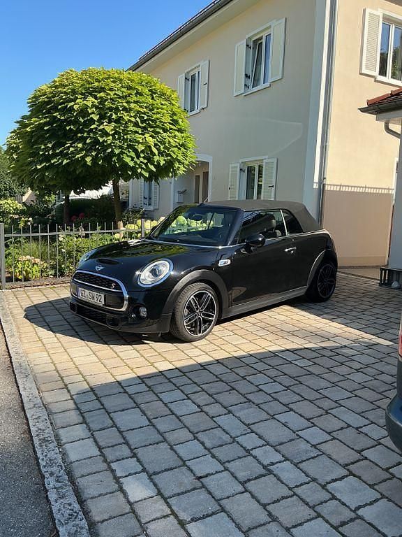 Gebraucht Mini Cooper S 192 PS (141 kW) 2016 Schwarz Kleinwagen