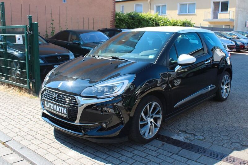 Schwarz Gebraucht 2017 Citroën DS3 PureTech Kleinwagen | 10.350 € (Fairer Preis) - Bild 1/4