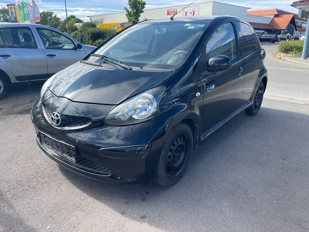 Gebraucht Toyota Aygo 68 PS (50 kW) 2006 Schwarz Kleinwagen