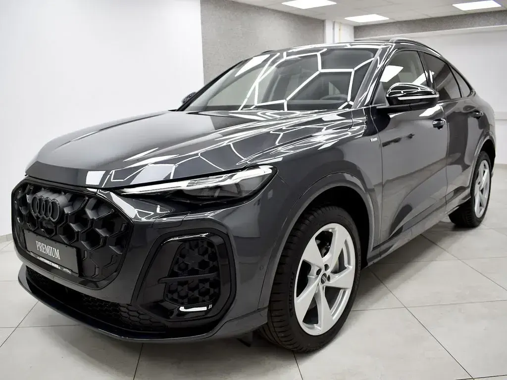 Neu Audi Q5 Sportback S-Line 204 PS (150 kW) 2025 Grau SUV
